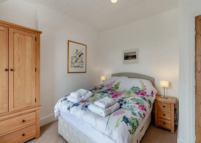 Gunpowder House * Mickleby